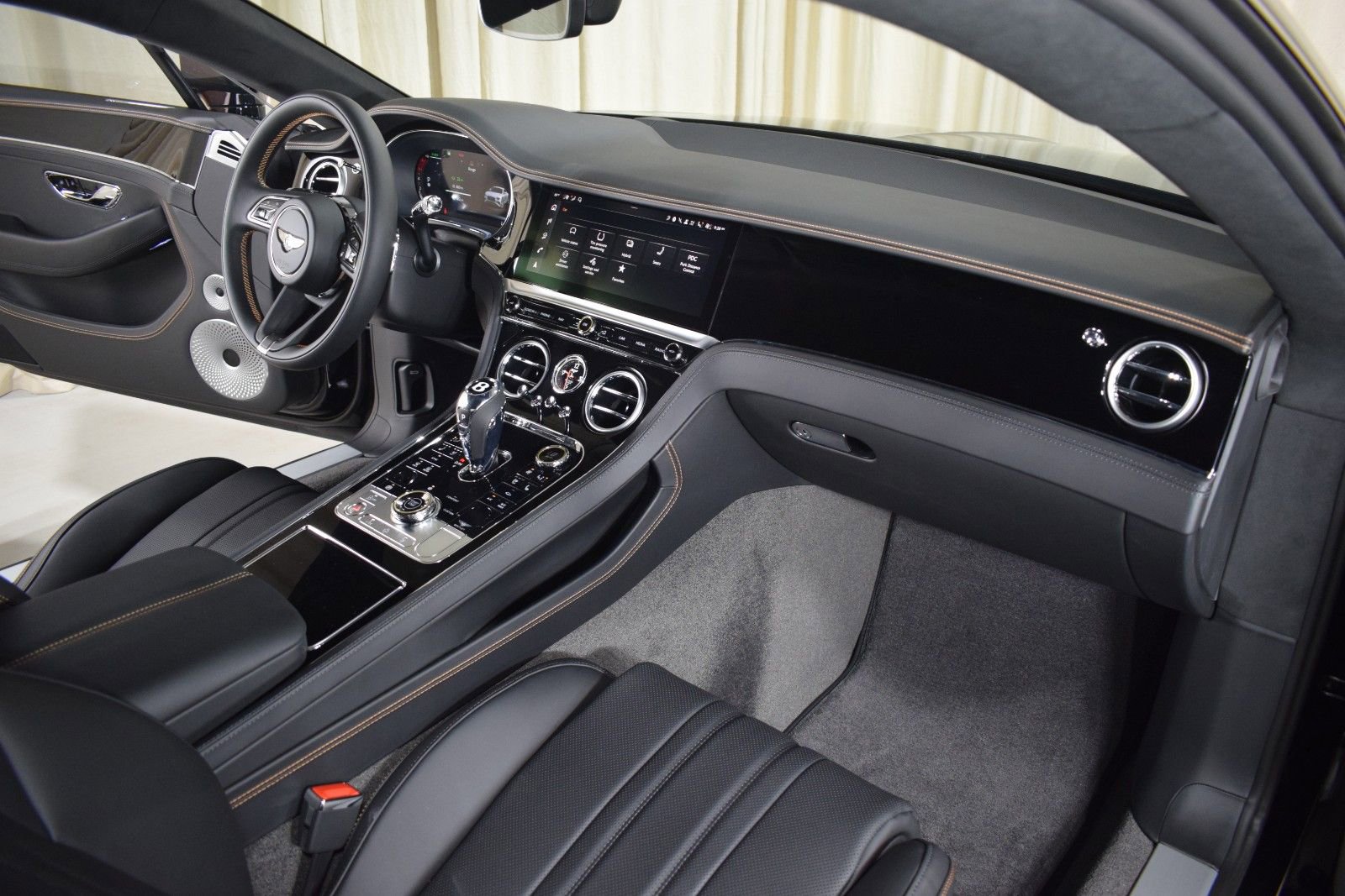 New 2026 Bentley Continental GT AWD/4WD image 23