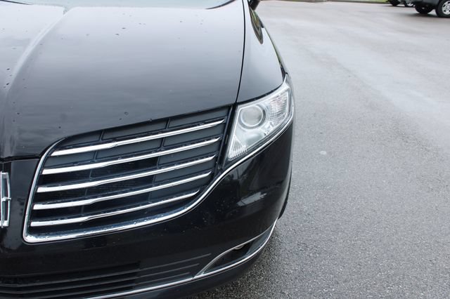 Used 2019 Lincoln MKT AWD image 42