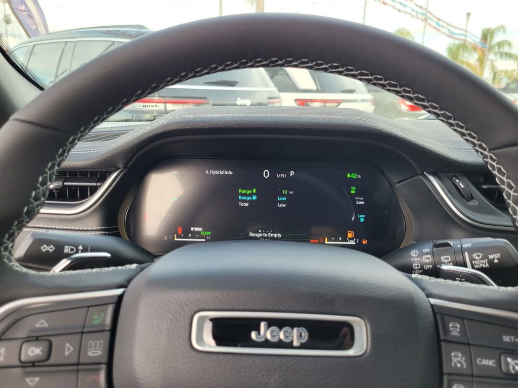 New 2024 Jeep Grand Cherokee Limited 4xe image 17