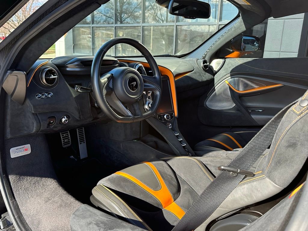 Used 2019 McLaren 720S Performance image 23