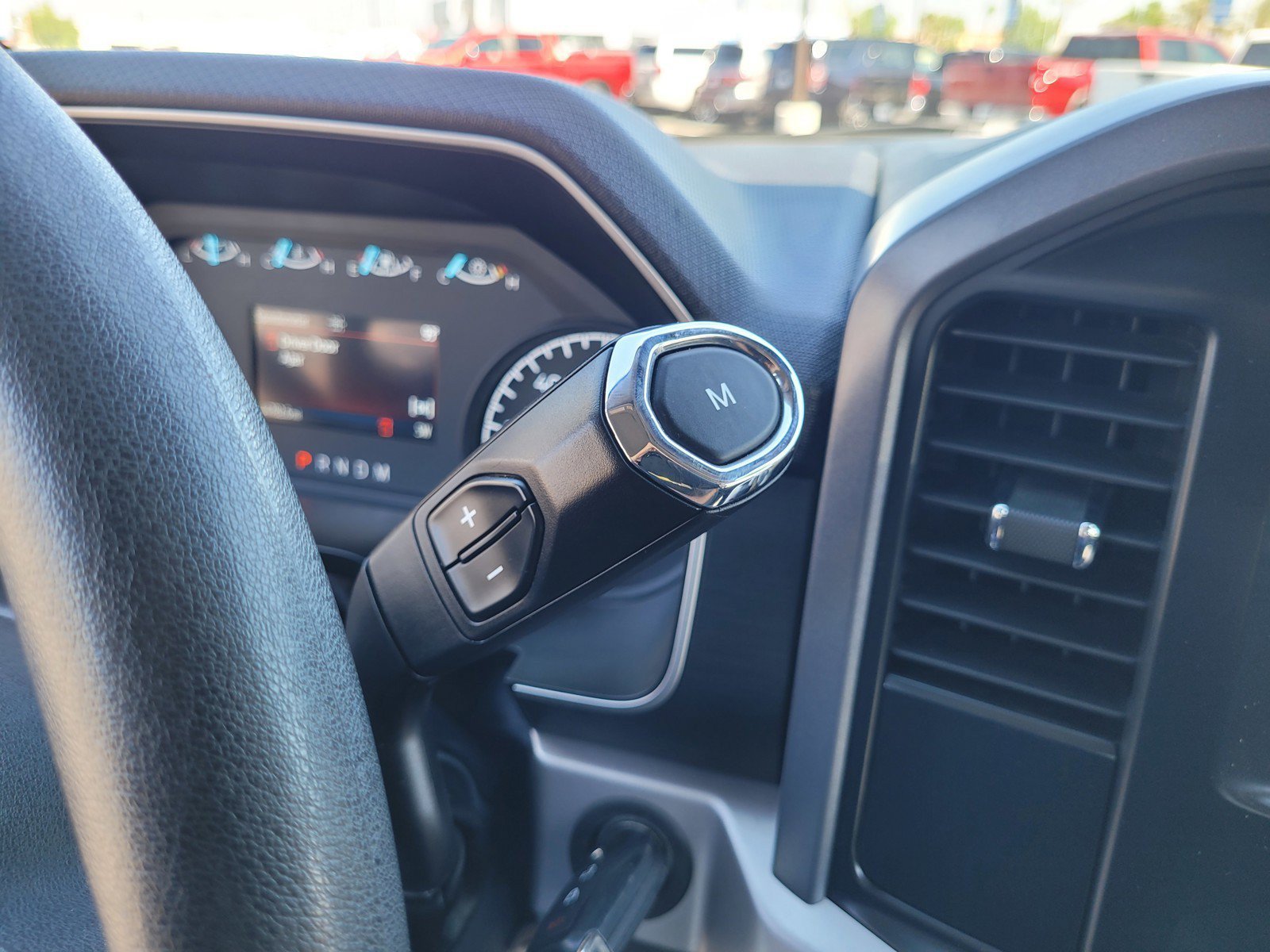 Used 2023 Ford F150 XLT AWD/4WD image 23