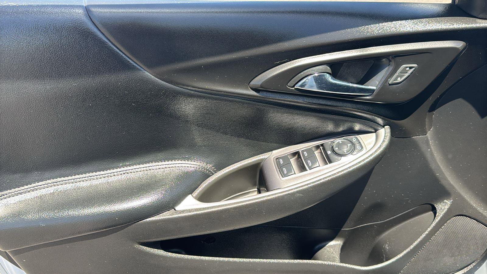 Used 2020 Chevrolet Malibu RS FWD image 13
