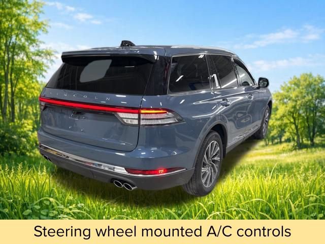 New 2026 Lincoln Aviator AWD image 12