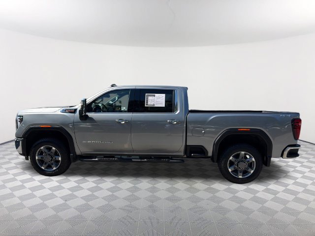 Used 2025 GMC Sierra 2500 SLT w/ SLT Convenience Package AWD/4WD image 8
