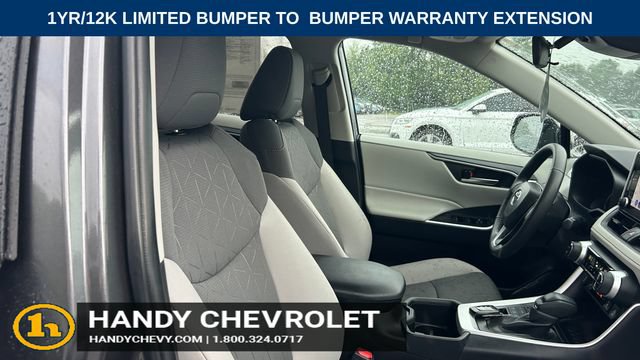 Used 2025 Toyota RAV4 XLE AWD/4WD image 39