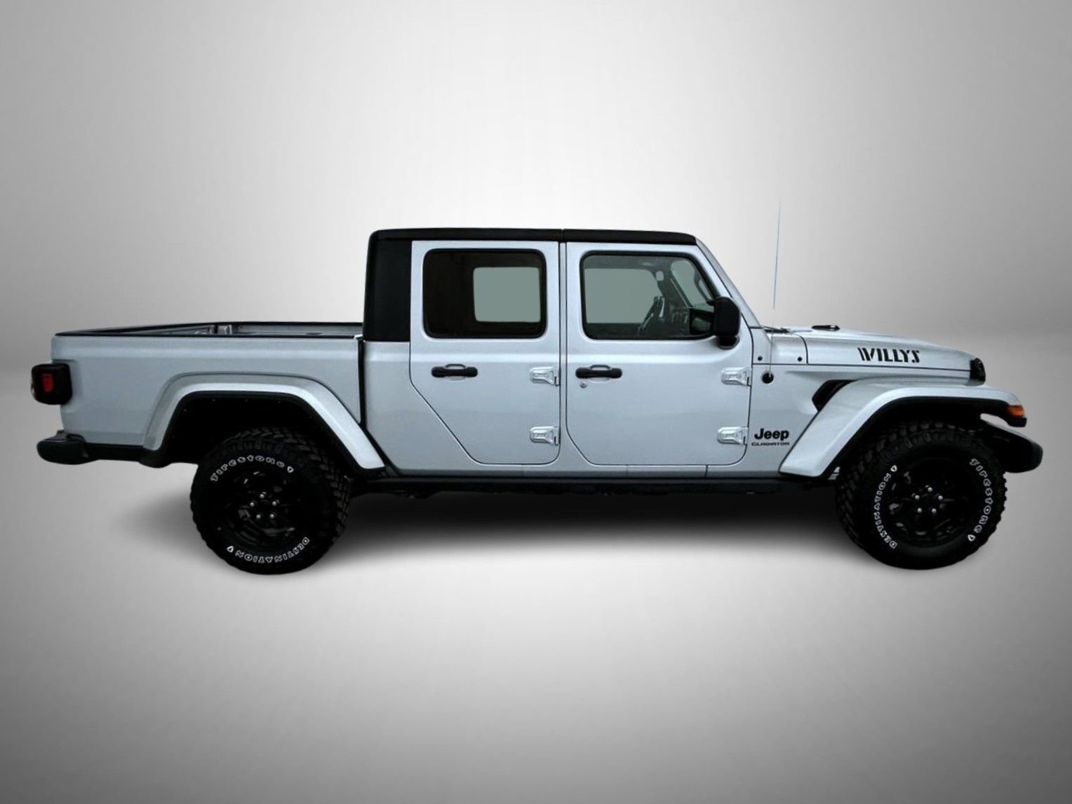 Used 2022 Jeep Gladiator Willys image 4