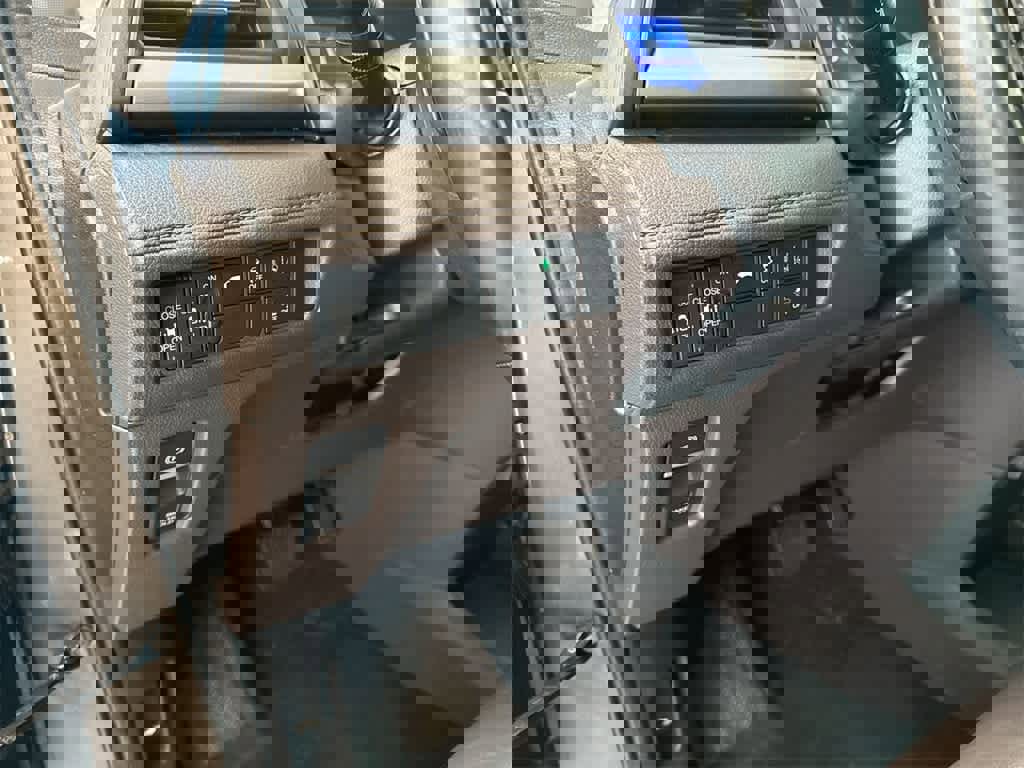 Used 2018 Honda Odyssey EX-L image 38