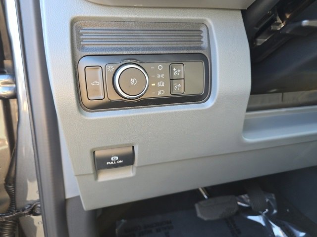 New 2026 Ford F250 4x4 Crew Cab Super Duty image 11