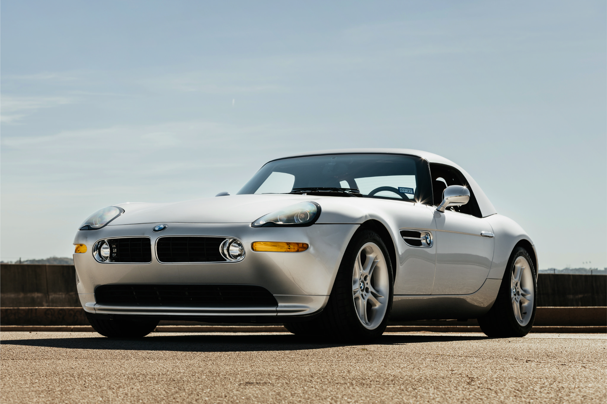 Used 2001 BMW Z8 RWD image 3