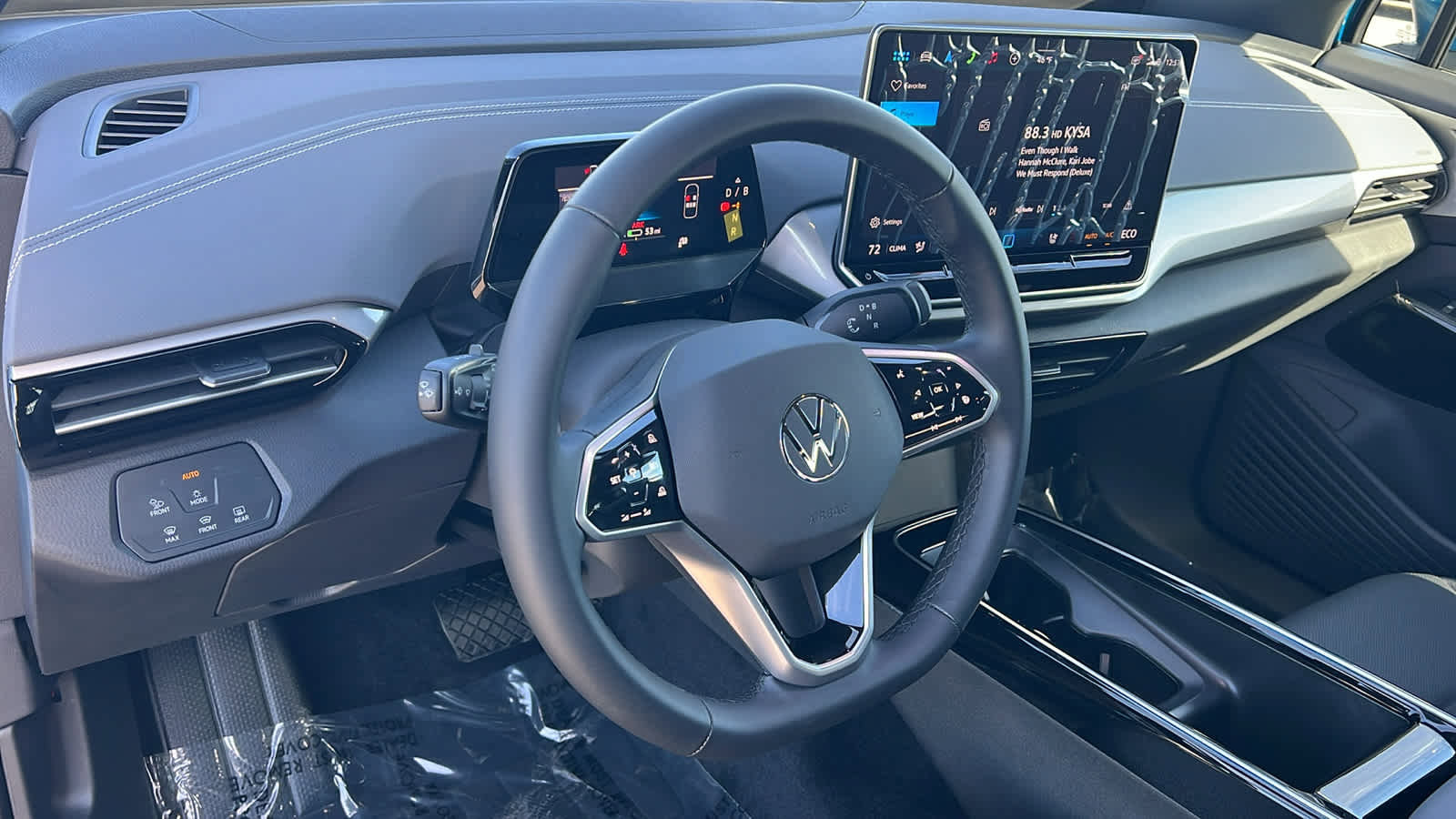 New 2026 Volkswagen ID.4 Pro S Plus image 10