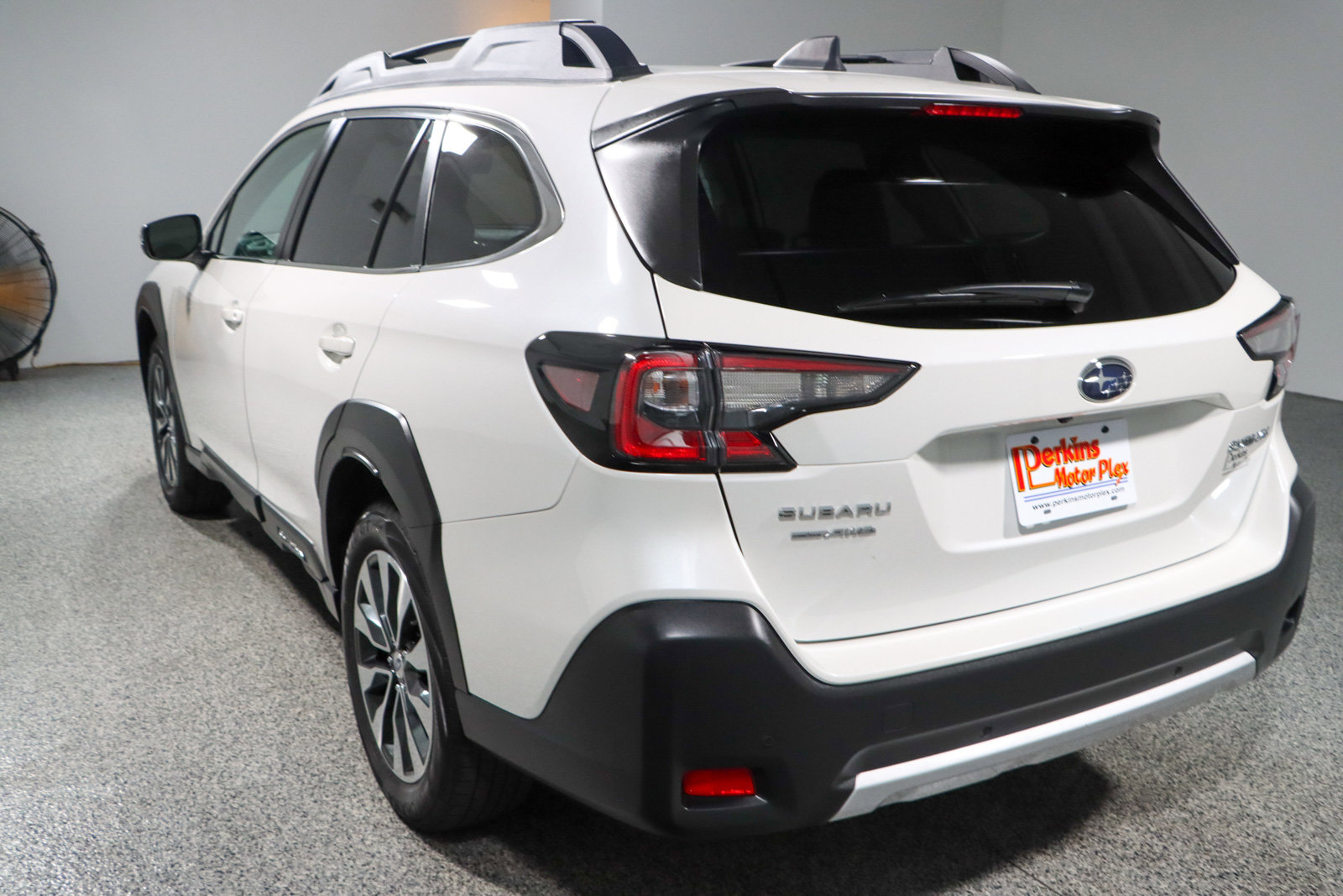 Used 2024 Subaru Outback Limited image 9