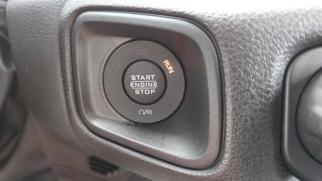 New 2026 Jeep Gladiator Sport AWD/4WD image 32