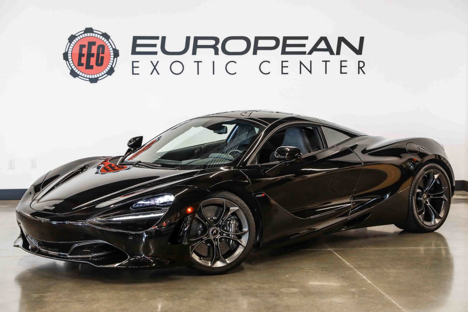 Used 2019 McLaren 720S RWD image 6