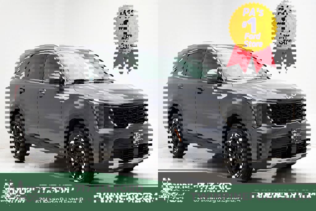 Used 2024 Kia Sorento S image 1