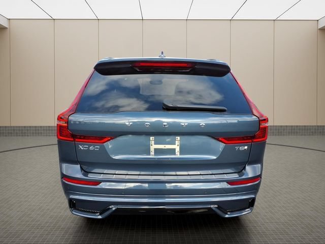 New 2026 Volvo XC60 T8 Plus w/ Protection Package Premier AWD/4WD image 7