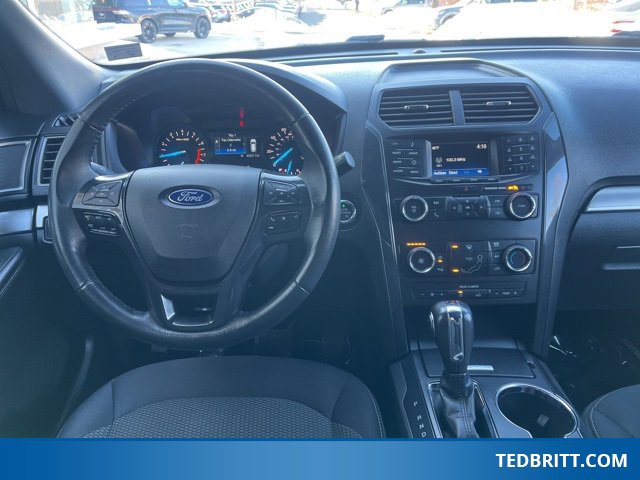 Used 2019 Ford Explorer XLT image 16
