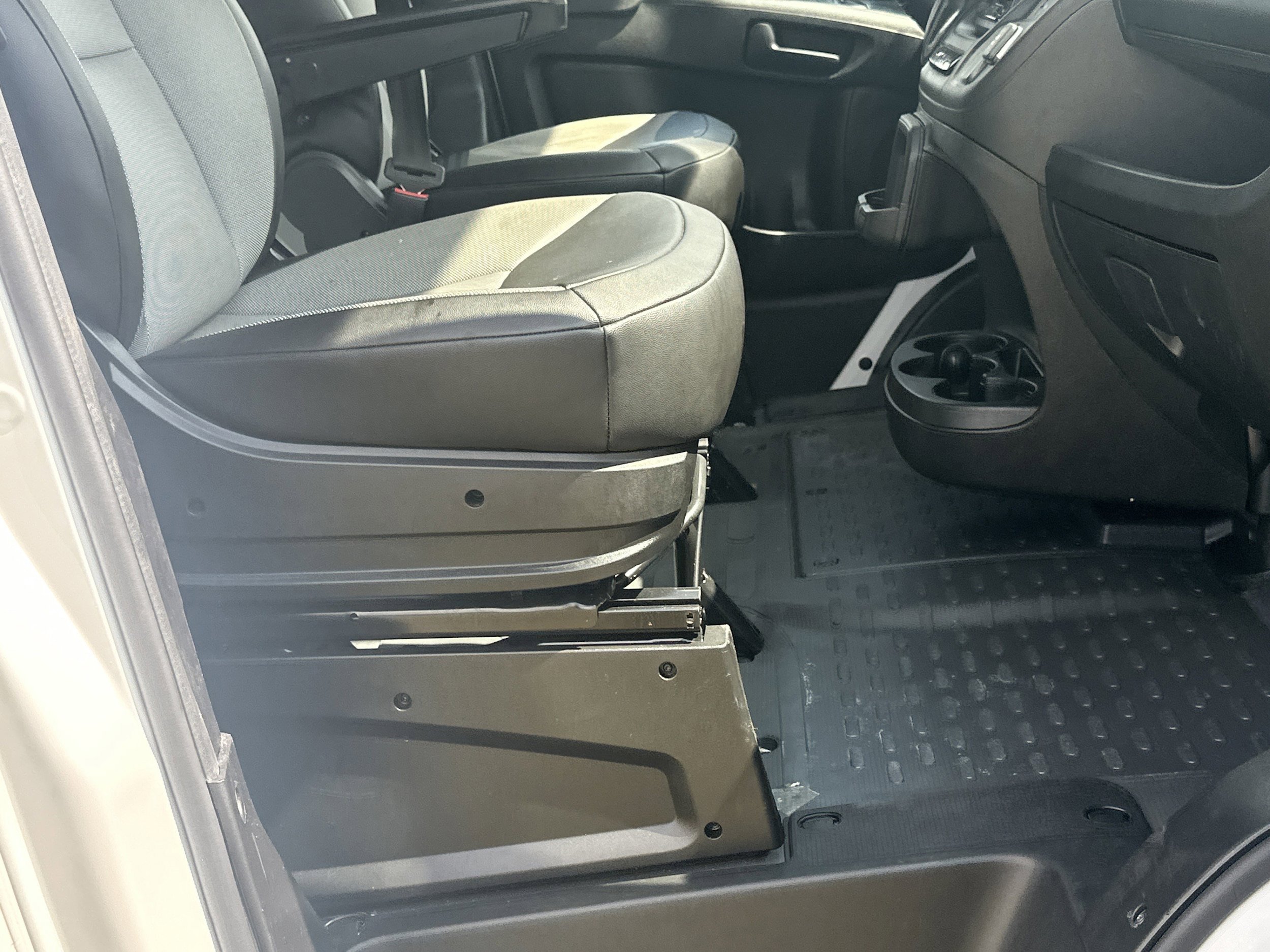 Used 2024 RAM ProMaster 2500 w/ Convenience Group FWD image 13