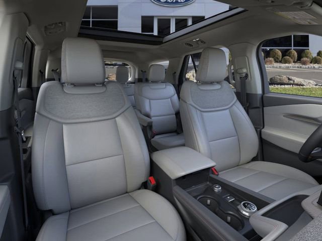 New 2026 Ford Explorer Active w/ Active Comfort Package image 10