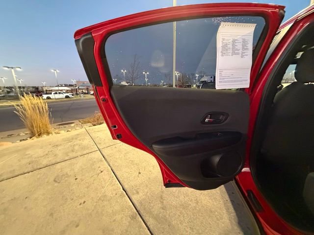 Used 2022 Honda HR-V Sport image 18