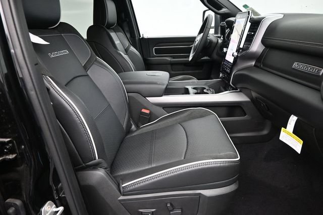 New 2026 RAM 3500 Laramie AWD/4WD image 12