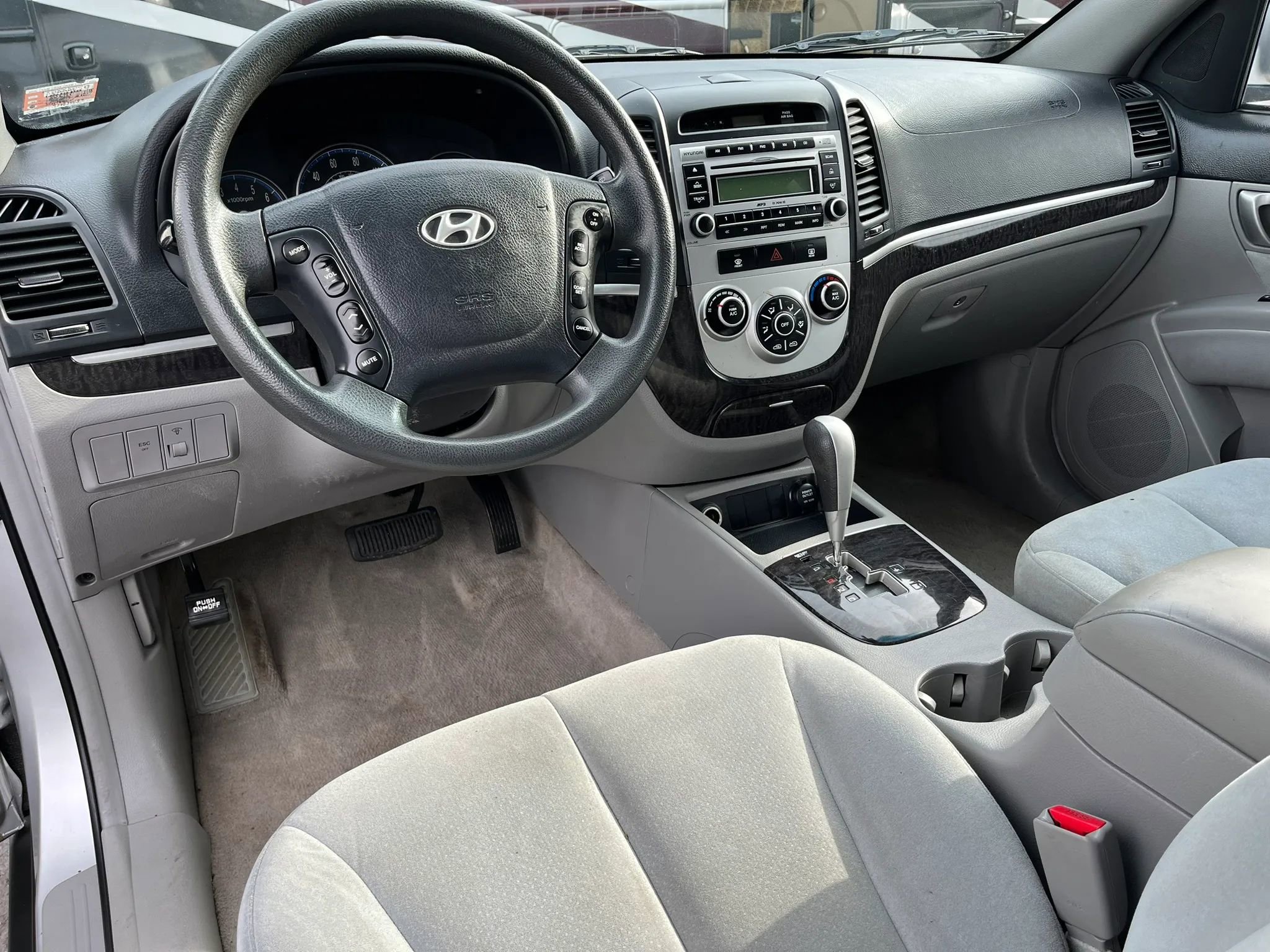 Used 2008 Hyundai Santa Fe GLS image 12