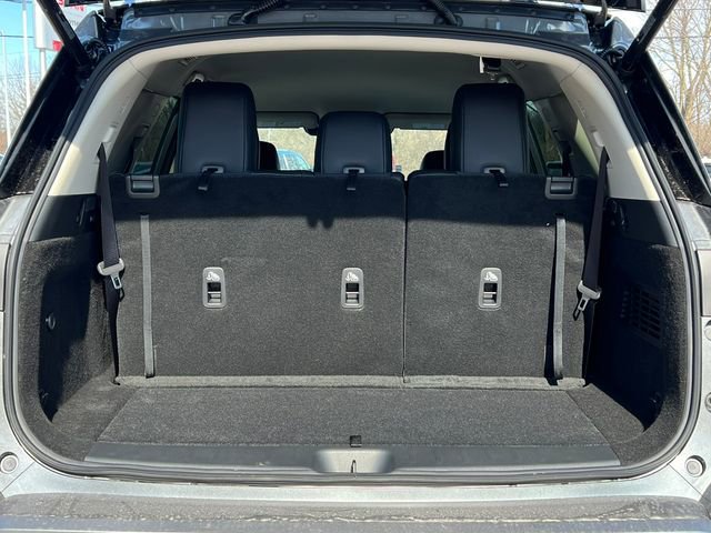 New 2026 Nissan Pathfinder SL image 39