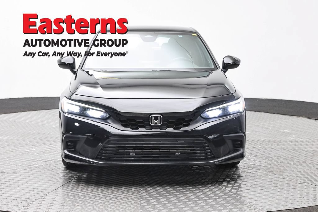 Used 2022 Honda Civic Sport image 2