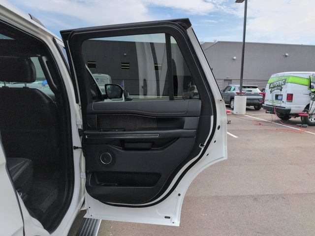 Certified 2020 Ford Expedition Limited w/ Special Edition Package AWD/4WD image 17