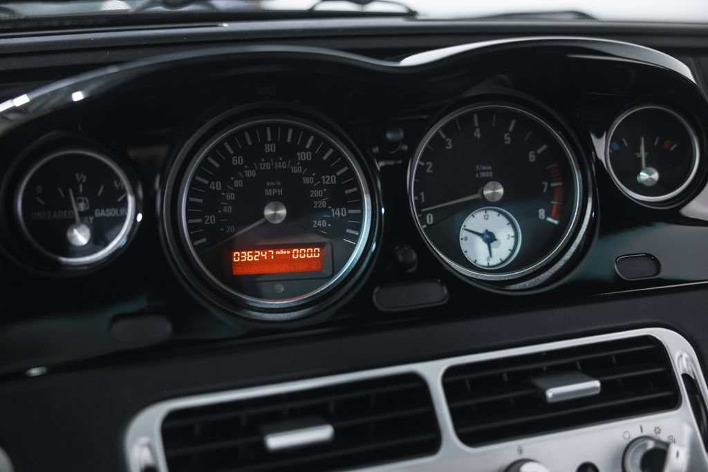 Used 2002 BMW Z8 RWD image 25