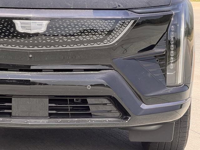 New 2027 Cadillac Optiq Sport AWD/4WD image 8
