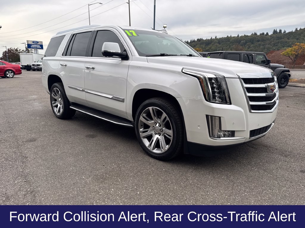 Used 2017 Cadillac Escalade Luxury AWD/4WD image 9