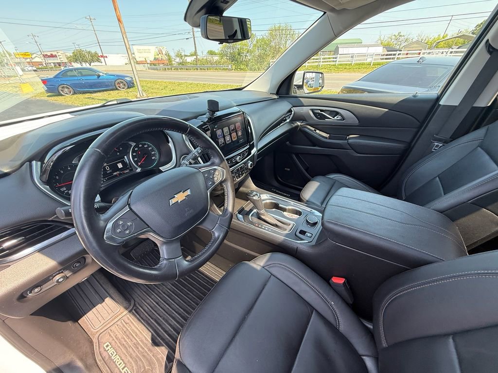 Used 2018 Chevrolet Traverse LT image 14
