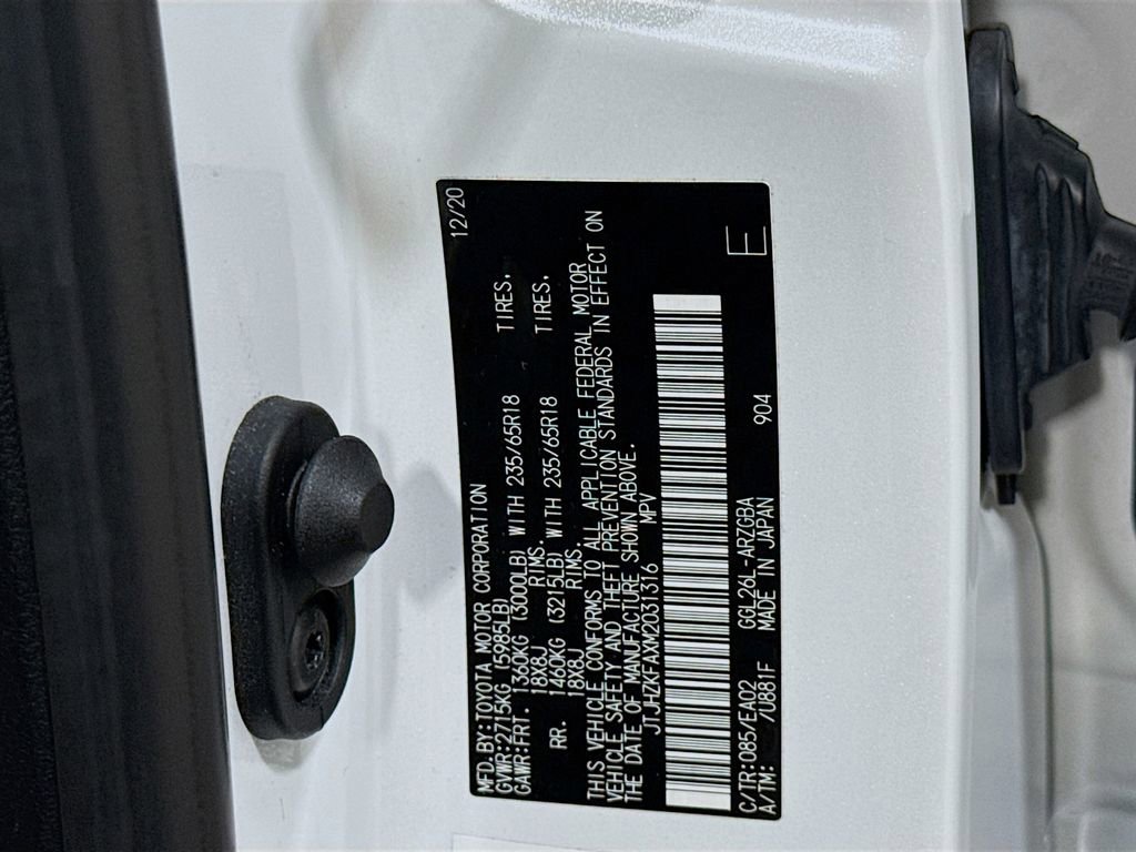 Used 2021 Lexus RX 350L Premium w/ Premium Package image 15