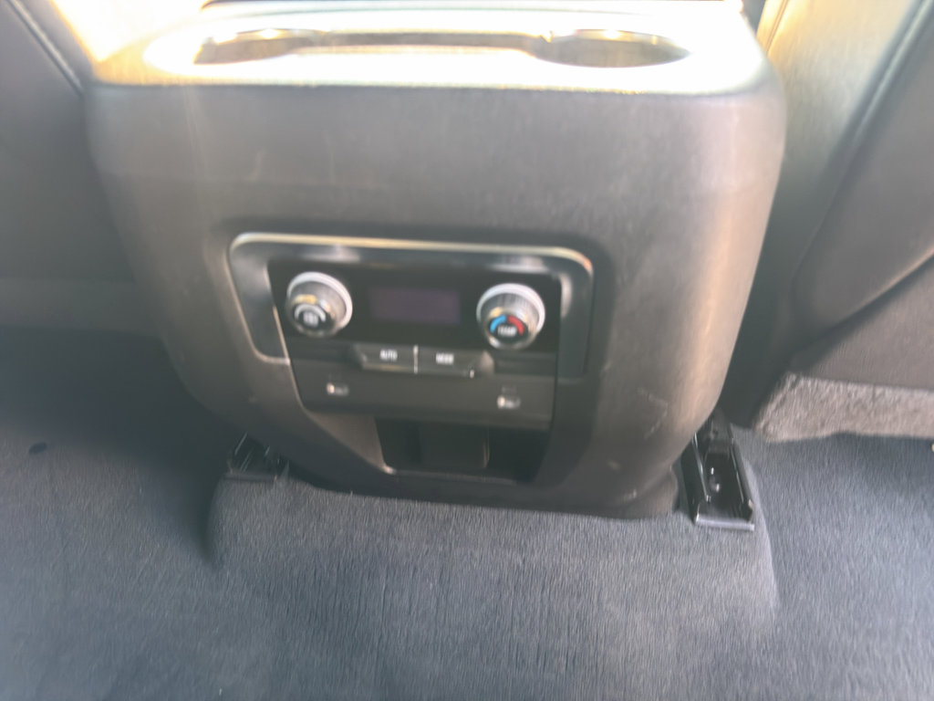 Used 2022 Chevrolet Tahoe LT image 17