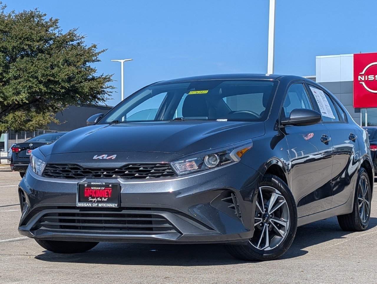 Used 2024 Kia Forte LXS FWD image 2