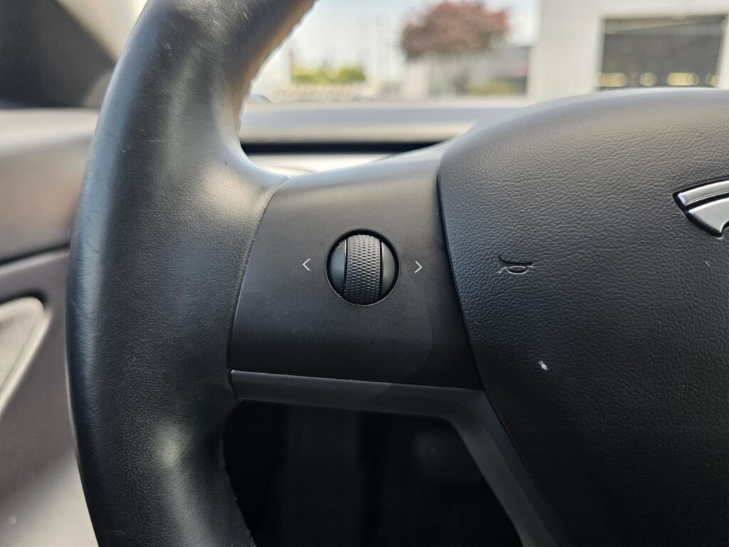 Used 2019 Tesla Model 3 RWD image 18
