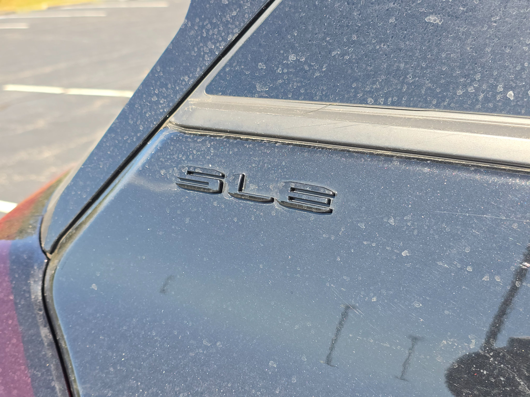 Used 2024 GMC Terrain SLE w/ Driver Convenience Package FWD image 2