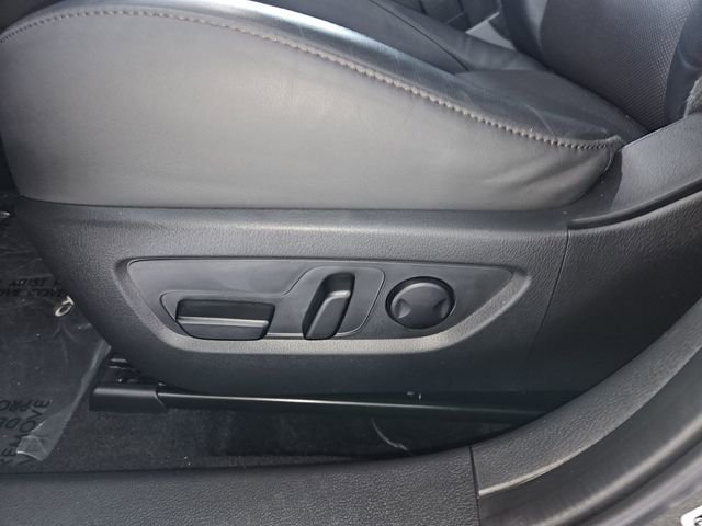 Certified 2025 MAZDA CX-30 AWD 2.5 S w/ Premium Package image 17