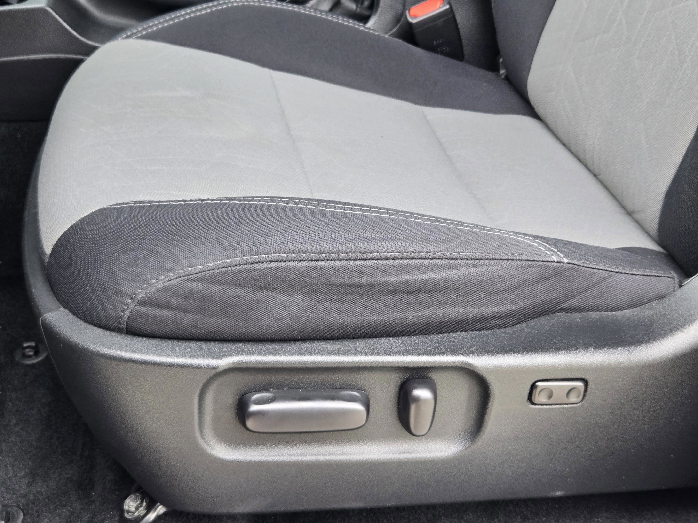 Used 2021 Toyota Tacoma TRD Sport w/ Technology Package AWD/4WD image 21