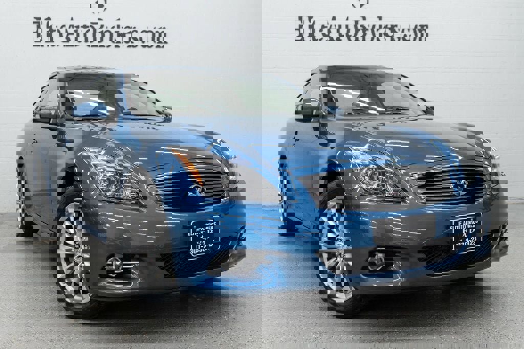 Used 2013 INFINITI G37 x w/ Premium Pkg image 7