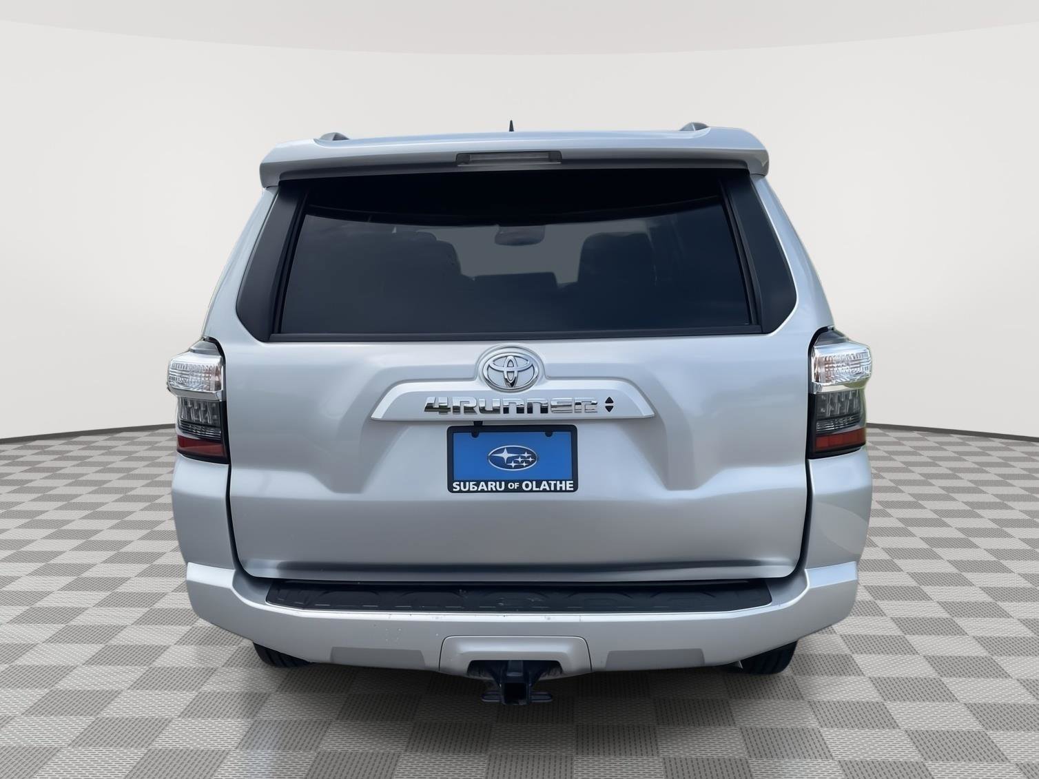 Used 2021 Toyota 4Runner SR5 Premium w/ Moonroof Package AWD/4WD image 13
