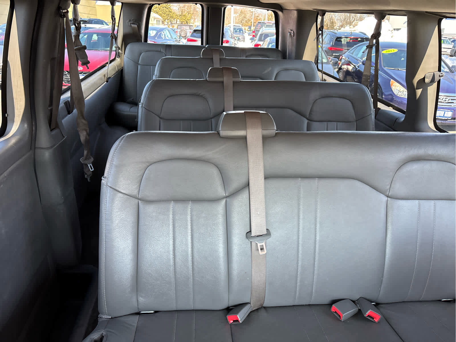 Used 2019 Chevrolet Express 3500 LT w/ LT Preferred Equipment Group image 25