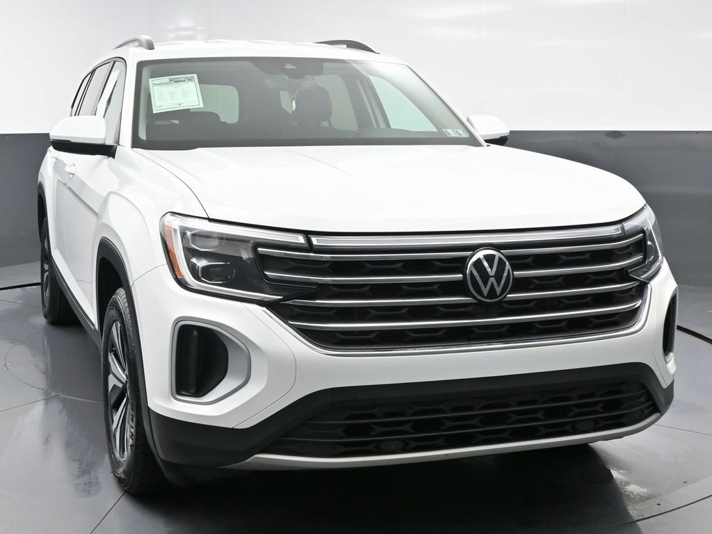 Used 2024 Volkswagen Atlas SE image 4