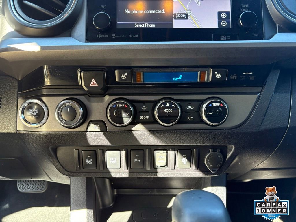 Used 2017 Toyota Tacoma TRD Sport image 19