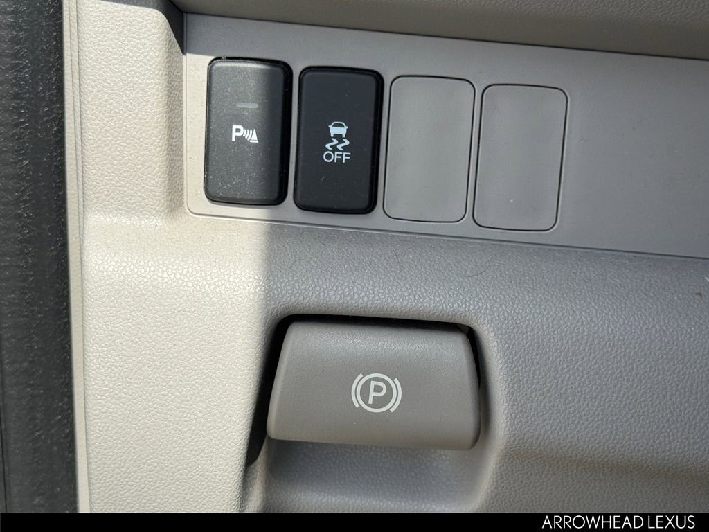 Used 2014 Honda Pilot Touring image 21