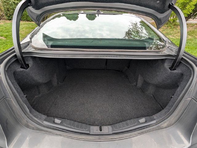 Used 2020 Ford Fusion SE FWD image 30