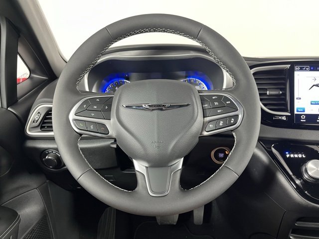 New 2026 Chrysler Voyager LX image 12