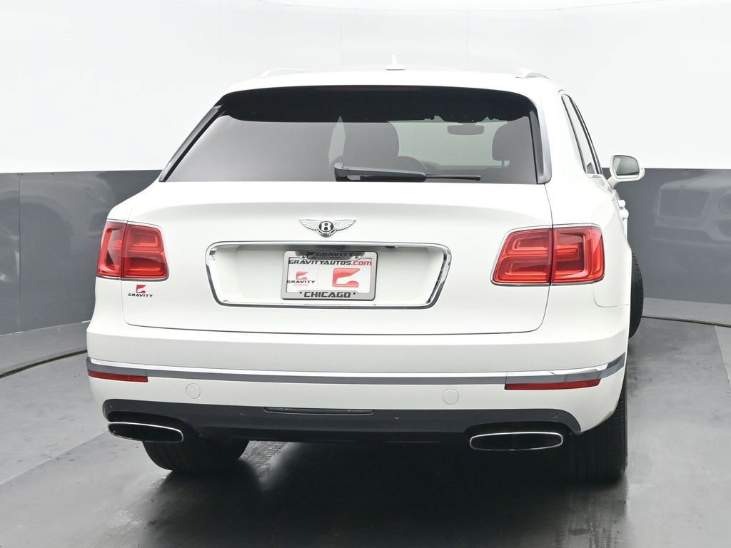 Used 2018 Bentley Bentayga AWD/4WD image 4