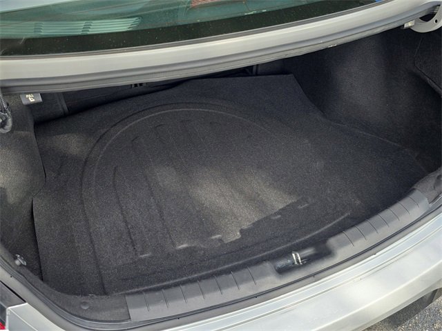 Used 2020 Hyundai Elantra Limited image 11