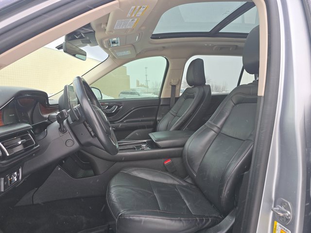 Used 2023 Lincoln Aviator Grand Touring w/ Equipment Group 301A image 11